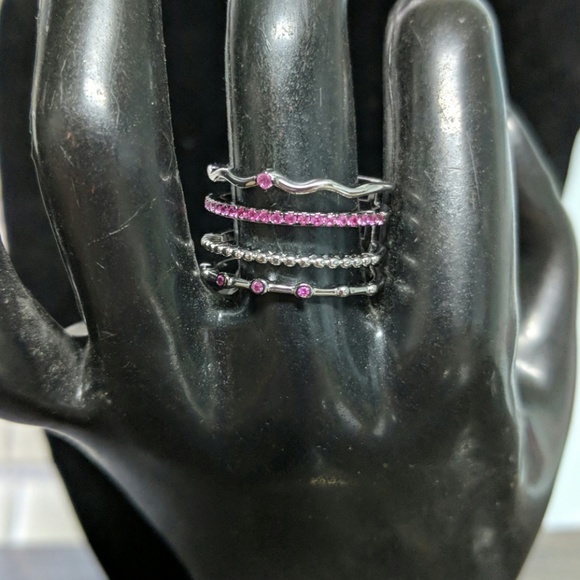 Elegant sterling silver Garnet multi ring - Picture 1 of 2